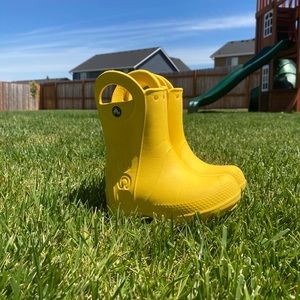 Crocs Yellow Handle It boot
